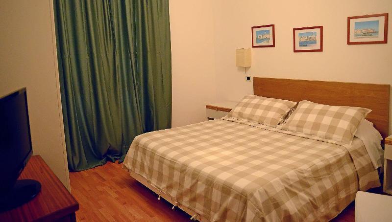 Hotel Kinda Castiglione della Pescaia Zewnętrze zdjęcie
