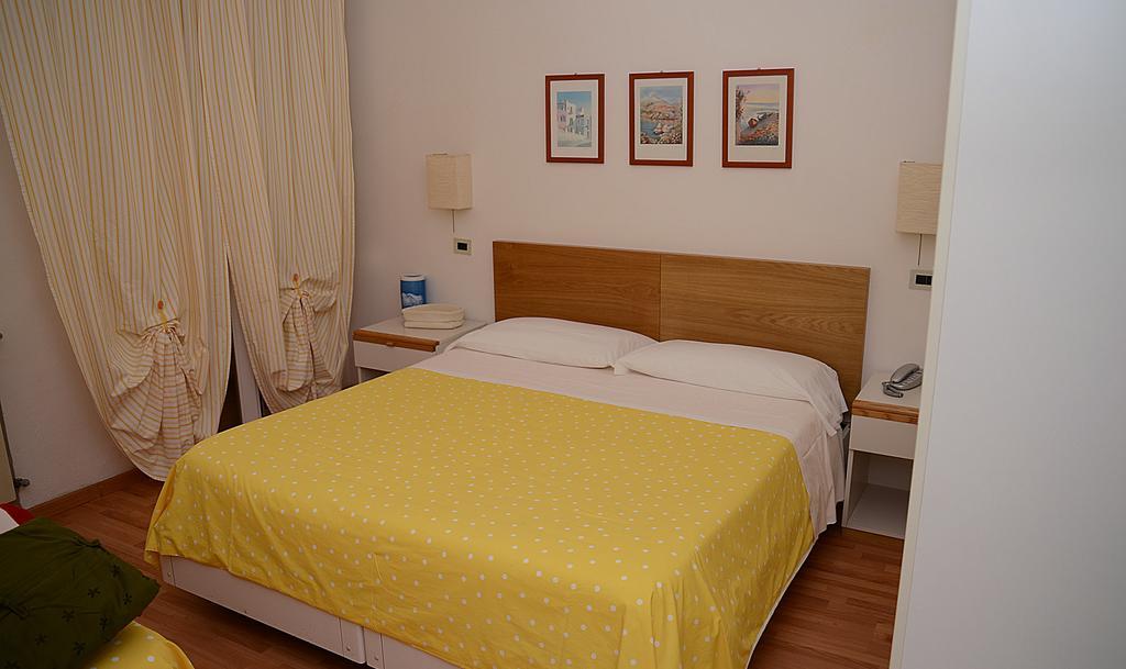 Hotel Kinda Castiglione della Pescaia Pokój zdjęcie