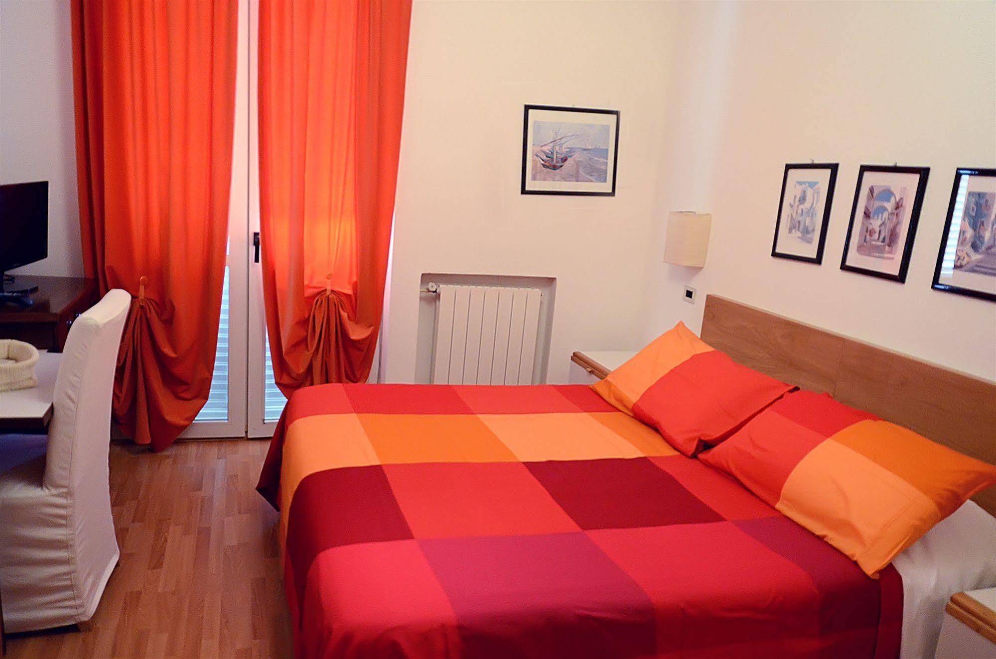 Hotel Kinda Castiglione della Pescaia Zewnętrze zdjęcie
